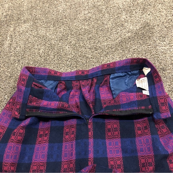 VTG Pendleton Skirt 12 Purple Plaid 100% Virgin Wool Pockets Long 60s 70s - Picture 7 of 13